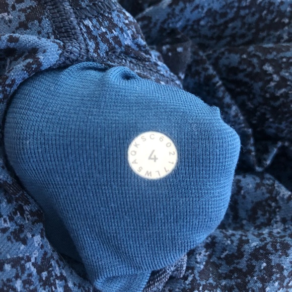 Lululemon leggings - Picture 4 of 7